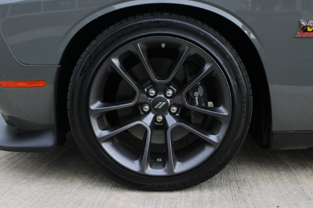 Used 2023 Dodge Challenger R/T Scat Pack w/ Plus Package RWD image 29