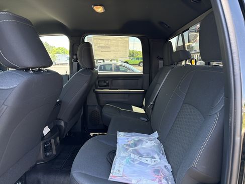 Used 2025 RAM 3500 Tradesman AWD/4WD image 16