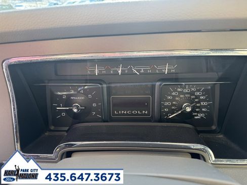 Used 2011 Lincoln Navigator L 4WD image 12