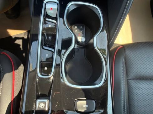 Used 2023 Buick Envision Essence w/ Sport Touring Package AWD/4WD image 26