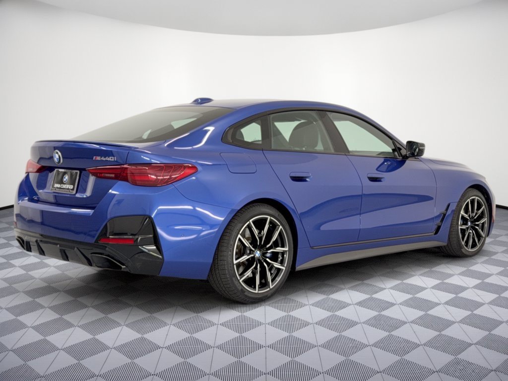 Used 2026 BMW M440i w/ Premium Package RWD image 9