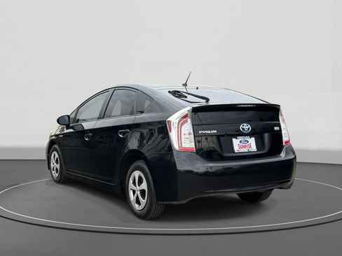 Used 2015 Toyota Prius Two FWD image 6