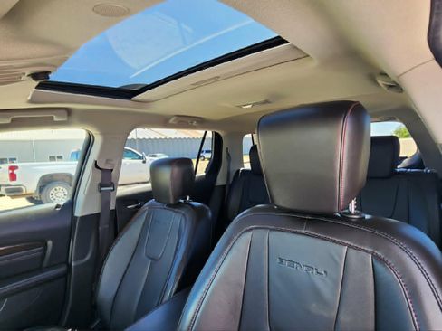 Used 2015 GMC Terrain Denali w/ LPO, Protection Package AWD/4WD image 10