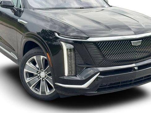 New 2026 Cadillac Vistiq Luxury image 6
