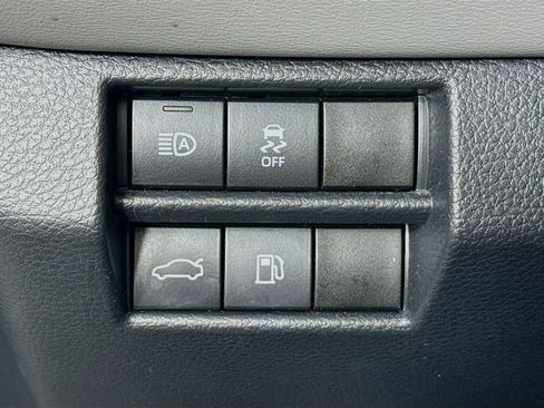Certified 2019 Toyota Avalon XSE FWD image 11