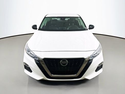 Used 2022 Nissan Altima 2.5 SR FWD image 2