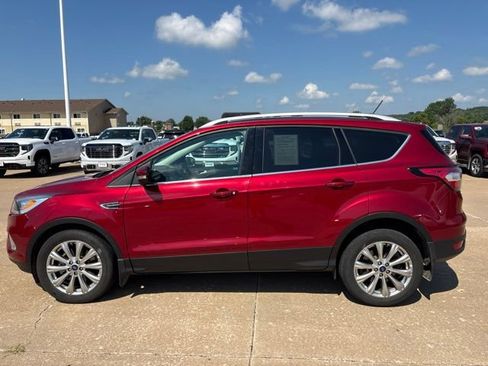 Used 2018 Ford Escape Titanium w/ Ford Safe & Smart Package FWD image 6