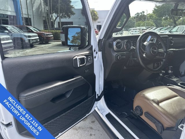 Used 2021 Jeep Wrangler Unlimited Rubicon AWD/4WD image 22
