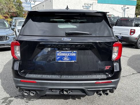 Used 2022 Ford Explorer ST w/ Equipment Group 401A image 5