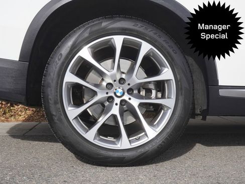 Used 2023 BMW X5 xDrive40i w/ Premium Package image 34