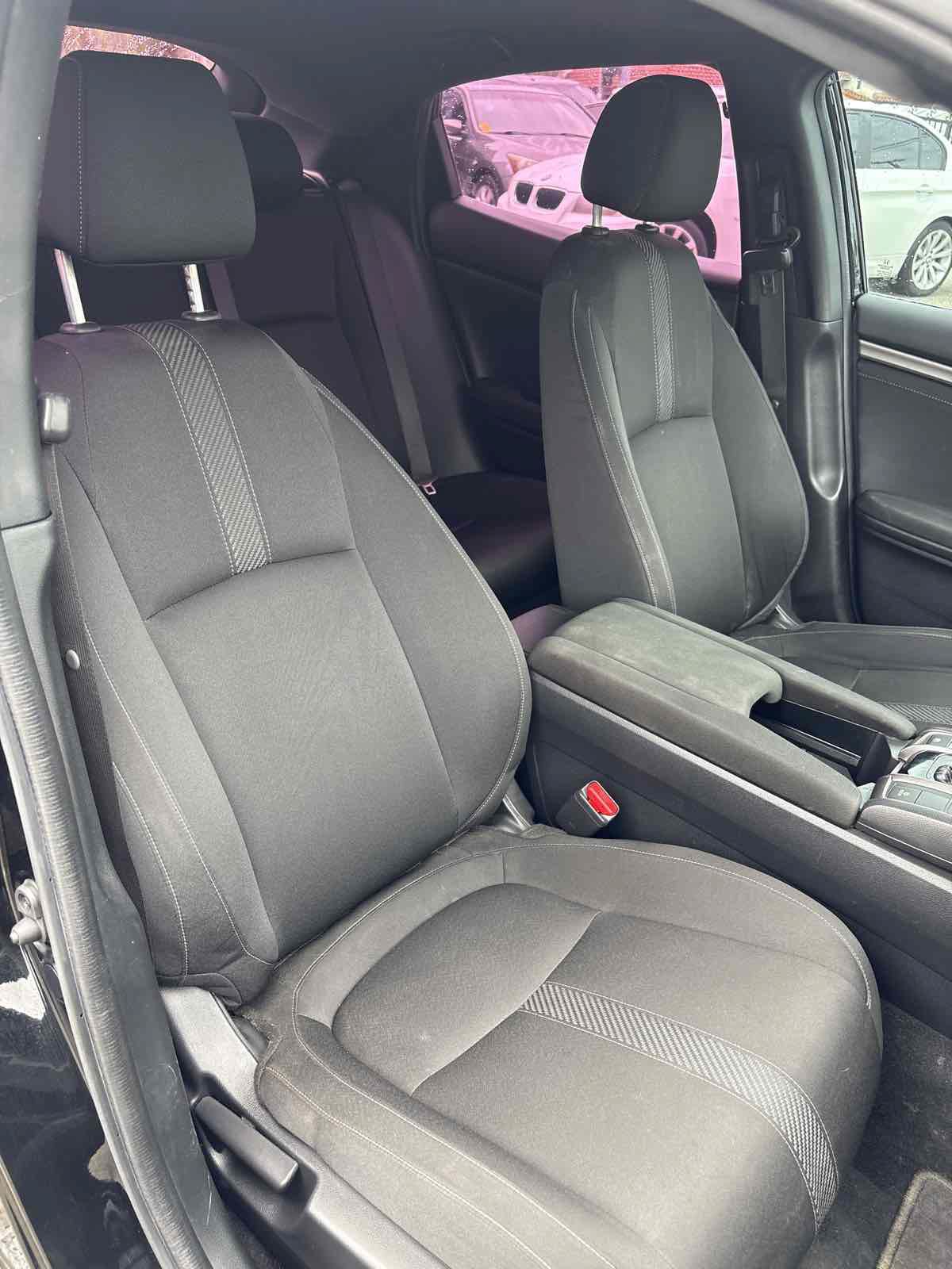Used 2018 Honda Civic EX image 15