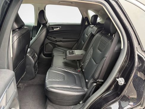 Used 2024 Ford Edge Titanium AWD/4WD image 24