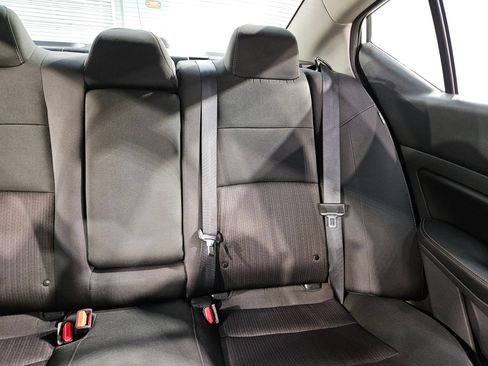 Used 2025 Nissan Altima 2.5 SV FWD image 14