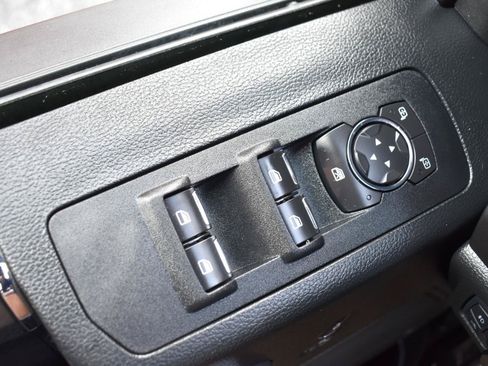 Used 2020 Ford F150 XLT w/ Equipment Group 302A Luxury AWD/4WD image 38
