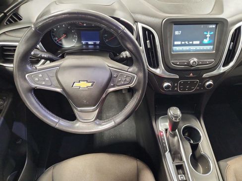 Used 2018 Chevrolet Equinox LT FWD image 18