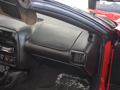 Used 2002 Chevrolet Camaro Z28 RWD image 48