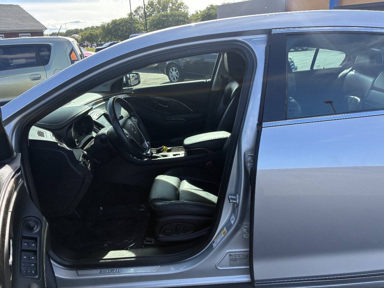 Used 2016 Buick LaCrosse Sport Touring FWD image 6