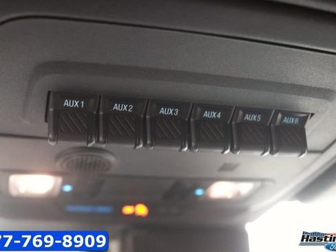Certified 2023 Ford Bronco Badlands w/ Sasquatch Package AWD/4WD image 30