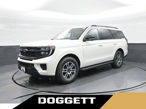 New 2026 Ford Expedition Active image 1