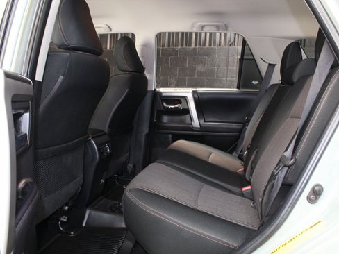 Used 2022 Toyota 4Runner Trail Special Edition AWD/4WD image 39