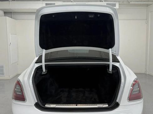 Used 2022 Rolls-Royce Ghost AWD/4WD image 46