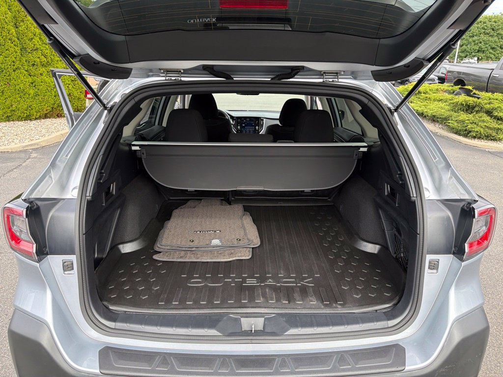 Used 2023 Subaru Outback Premium AWD/4WD image 20