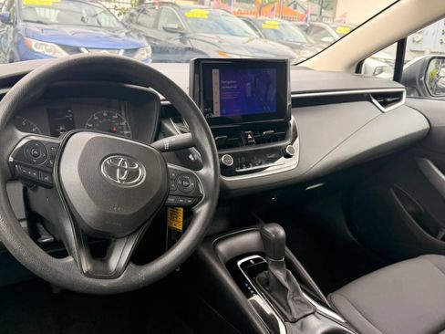 Used 2023 Toyota Corolla LE FWD image 17