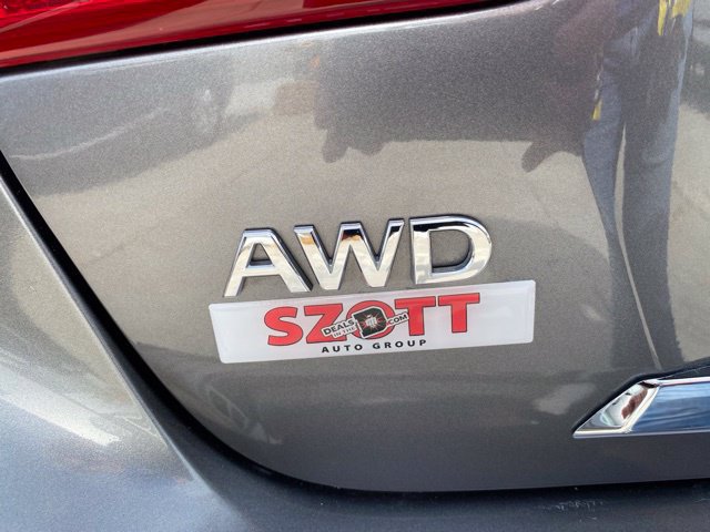 Used 2015 INFINITI Q50 AWD w/ Moonroof Package image 5
