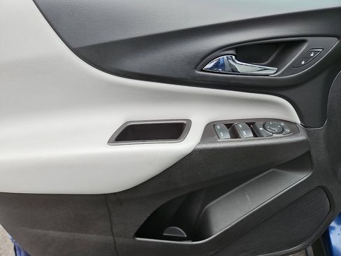 Certified 2022 Chevrolet Equinox LT image 12