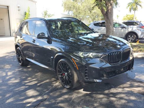 Used 2024 BMW X5 xDrive40i w/ M Sport Package AWD/4WD image 7
