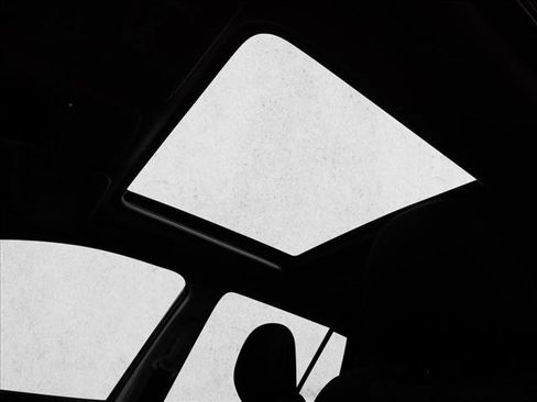 Used 2024 Subaru Forester Premium image 13