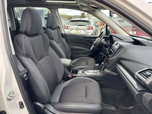 Used 2023 Subaru Forester Premium image 17