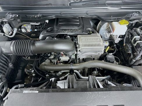 Used 2024 RAM 1500 Laramie image 32