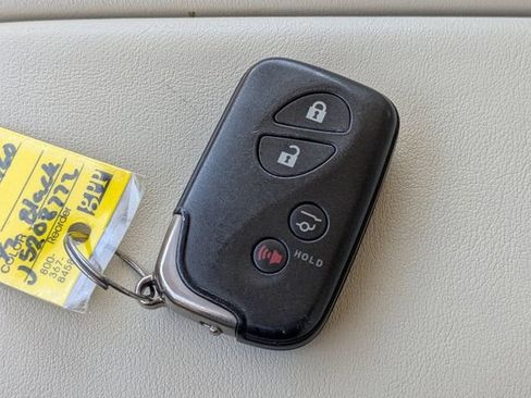 Used 2018 Lexus GX 460 Premium w/ Premium Package image 28