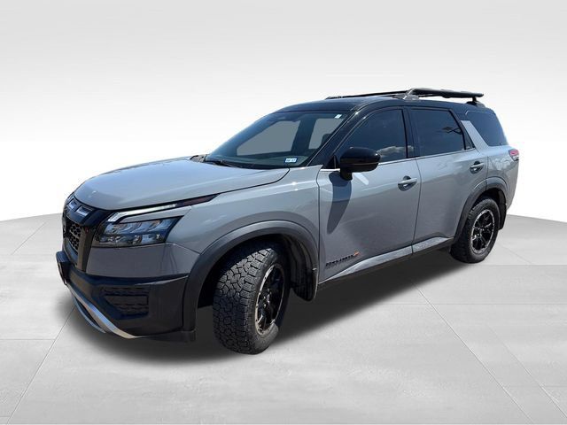 Used 2024 Nissan Pathfinder Rock Creek AWD/4WD image 3