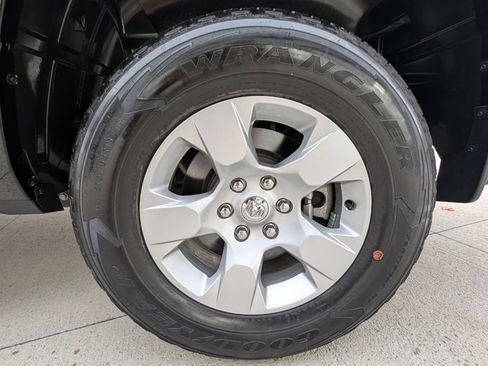 Used 2023 RAM 1500 Big Horn image 37