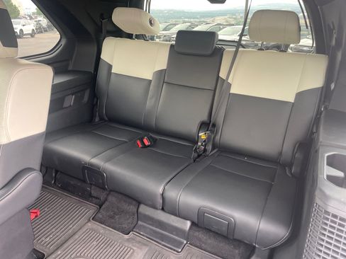 Used 2023 Toyota Sequoia Capstone AWD/4WD image 24