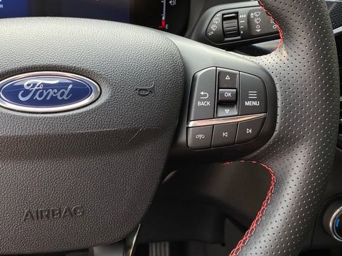 Used 2025 Ford Escape ST-Line AWD/4WD image 15