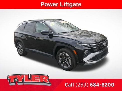 Used 2025 Hyundai Tucson SEL AWD/4WD image 1