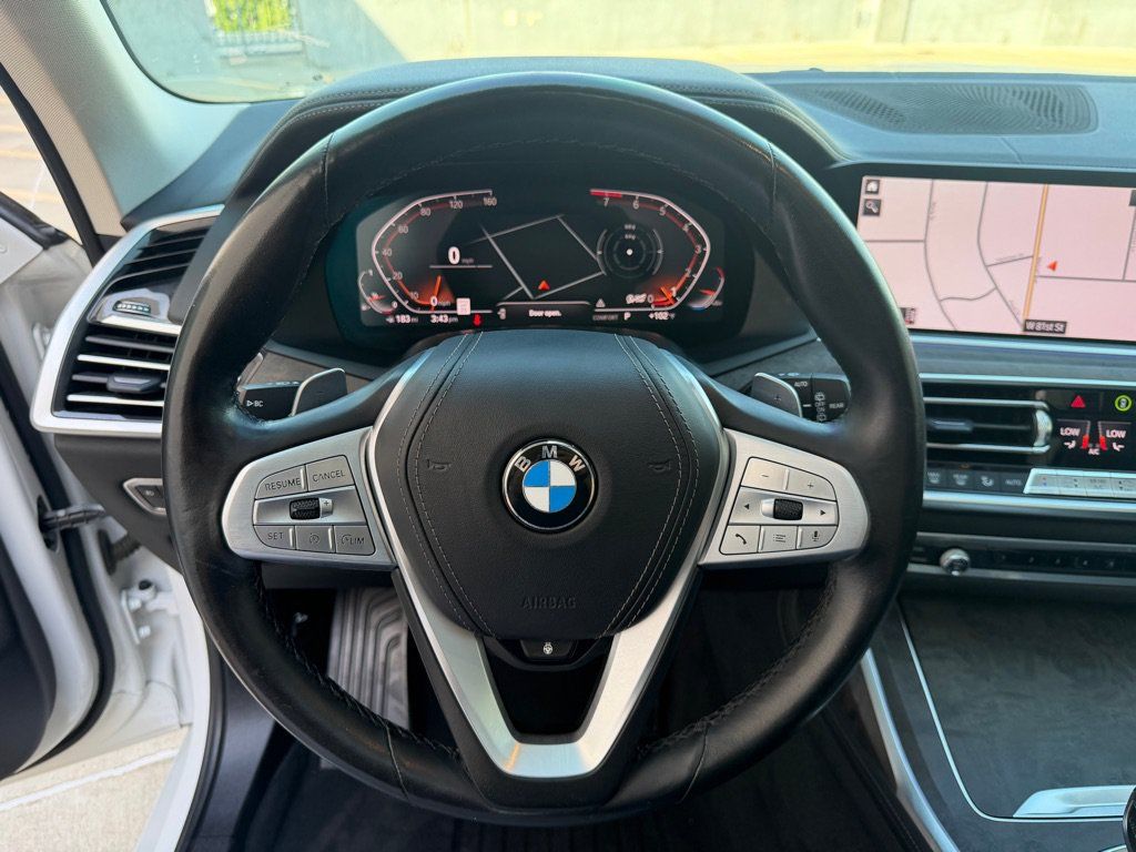 Used 2020 BMW X7 xDrive40i w/ Premium Package AWD/4WD image 14