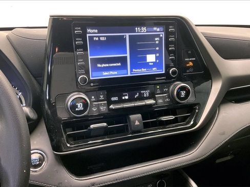 Used 2022 Toyota Highlander L image 5