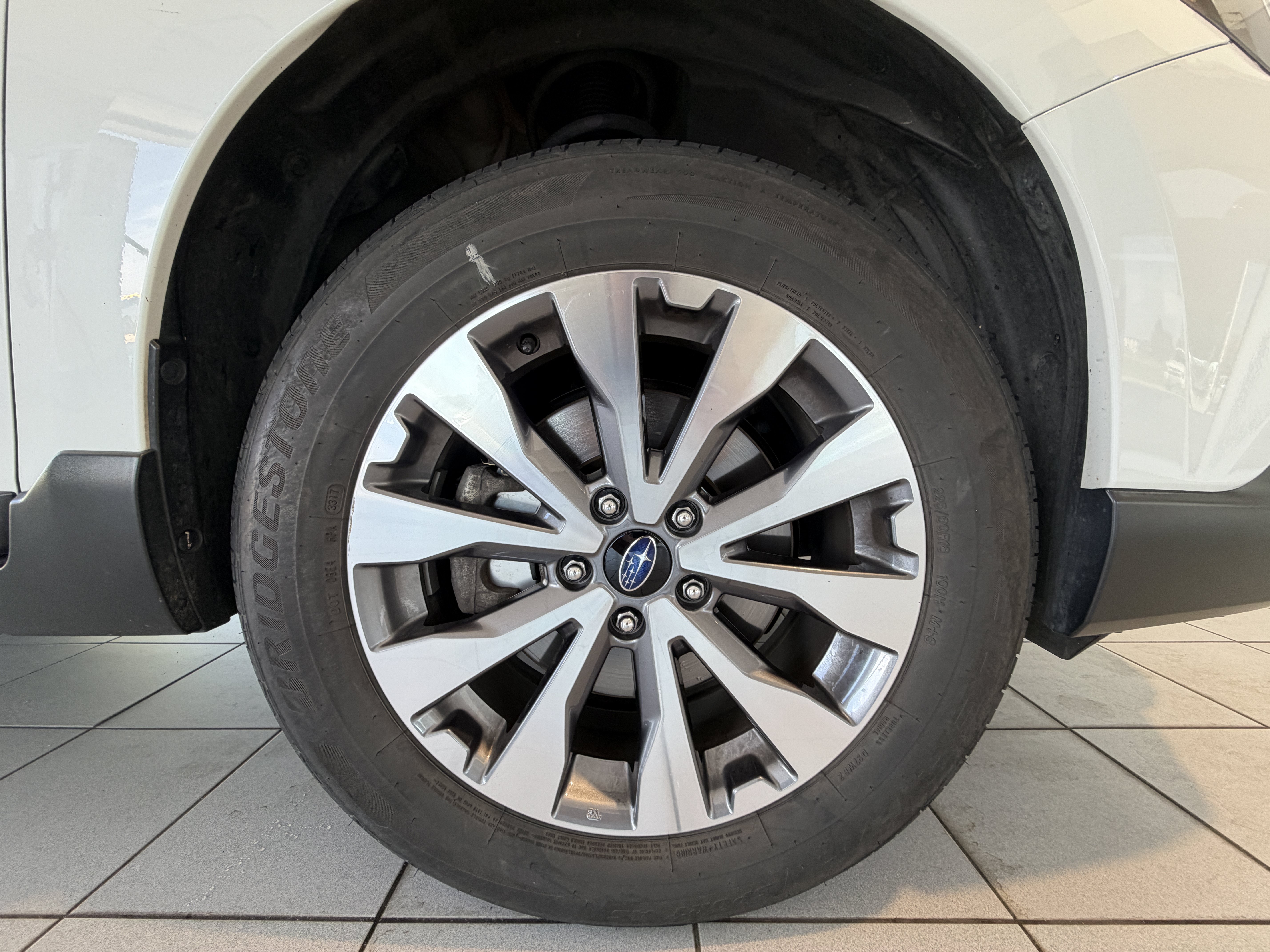 Used 2018 Subaru Outback 2.5i Touring AWD/4WD image 9