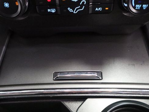 Used 2019 Ford F250 XLT w/ XLT Premium Package AWD/4WD image 70