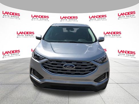Certified 2024 Ford Edge Titanium AWD/4WD image 2
