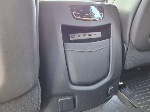 Used 2020 Cadillac Escalade Premium Luxury AWD/4WD image 43
