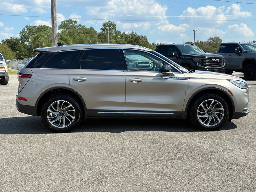 Used 2020 Lincoln Corsair FWD w/ Equipment Group 101A image 2