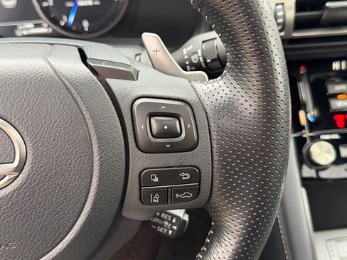 Used 2022 Lexus IS 350 F Sport image 22