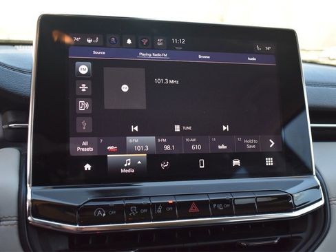Used 2022 Jeep Compass Limited image 33