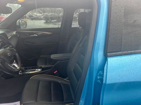 Used 2025 Chevrolet TrailBlazer ACTIV w/ Convenience Package image 17