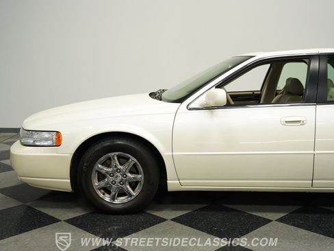 Used 1998 Cadillac Seville STS w/ Heated Seats Pkg image 21